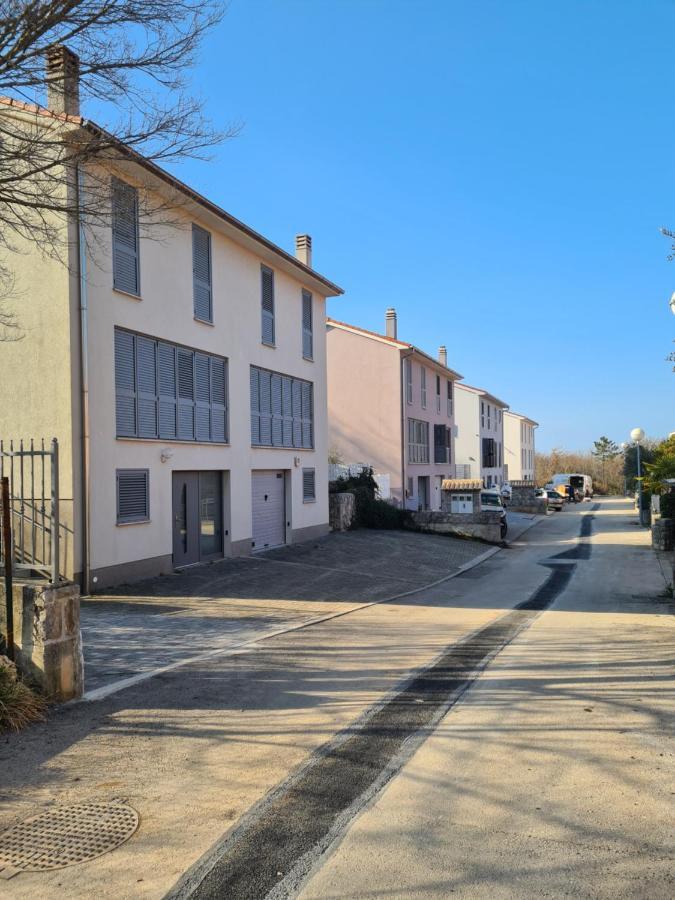 Villa Carpe Diem Vantacici Εξωτερικό φωτογραφία